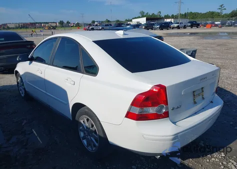 2007 Volvo S40 T5 из США, поврежденный, VIN YV1MS682472259247